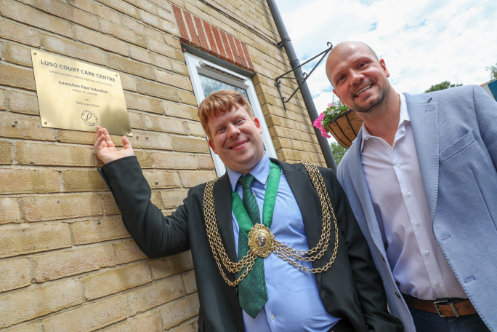 Mayor opening Lusso Court